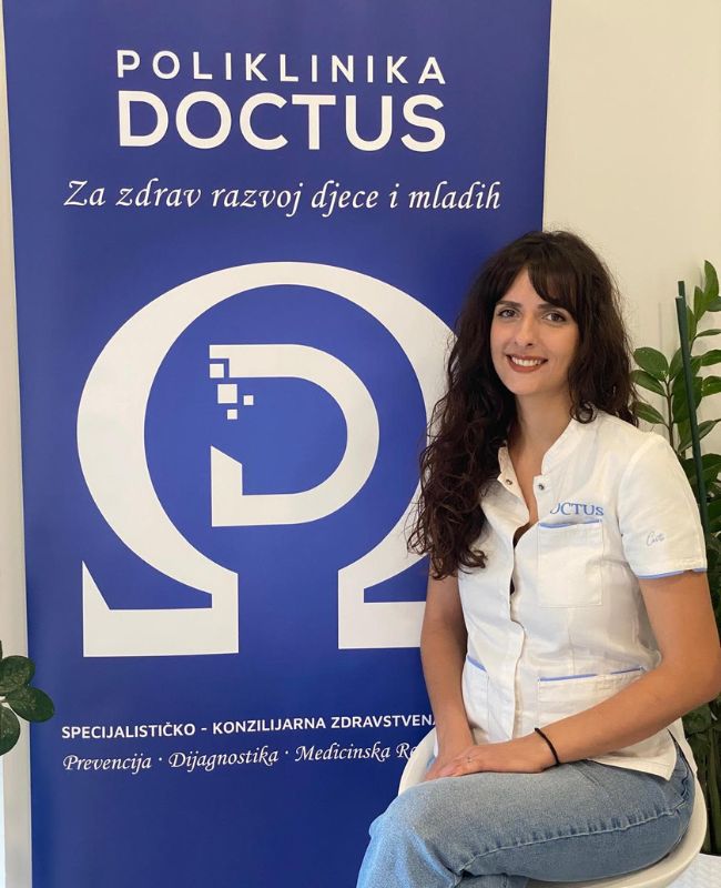 Doris Veronika, mag.psych, praktičarka ART terapije, edukantica geštalt psihoterapije pod supervizijom